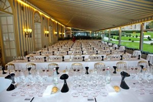 La salle de dégustation avant le service des vins du Domaine de la Romanée Conti-Villa d'Este Wine Symposium
